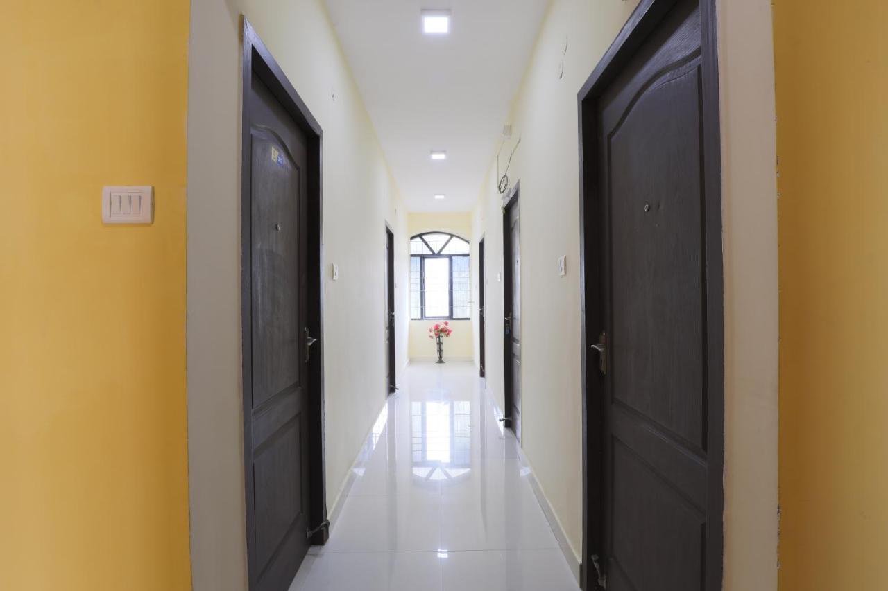 Green Tree Hotel-Near Vfs Global And Ramee Mall Τσενάι Εξωτερικό φωτογραφία